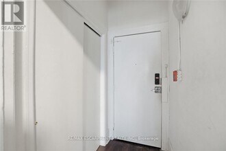 63 John St S in Hamilton, ON - Building Photo - Building Photo