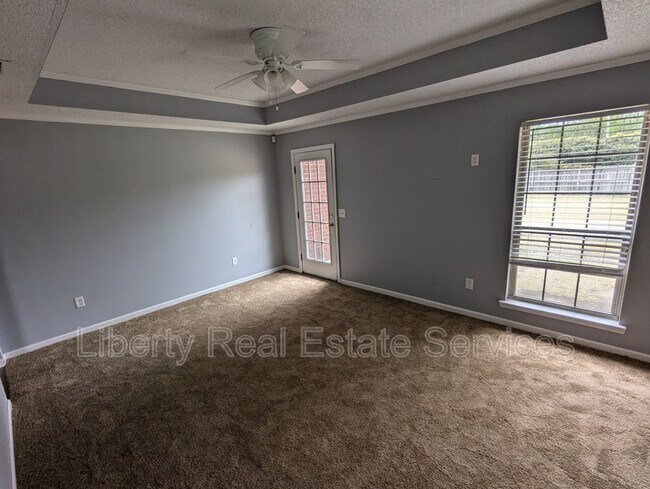 215 Bridgemont Way in Hinesville, GA - Building Photo - Building Photo