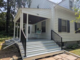 208 Easterly Pkwy in State College, PA - Building Photo