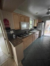2530 Fillmore St in Hollywood, FL - Foto de edificio - Building Photo
