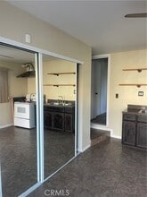 4435 E 60th St in Maywood, CA - Foto de edificio - Building Photo