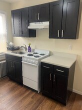 958 Chancellor Ave in Irvington, NJ - Foto de edificio - Building Photo