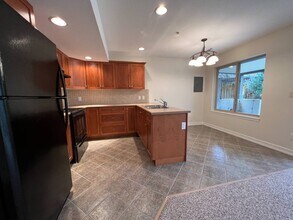 13863 Docksteader Loop in Maple Ridge, BC - Building Photo - Building Photo