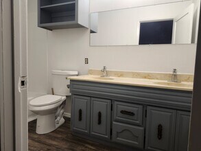1623 N Western Ave in Santa Maria, CA - Building Photo - Building Photo