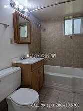 860 NW 85th St in Seattle, WA - Building Photo - Building Photo