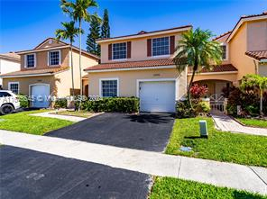 17275 NW 7th St in Pembroke Pines, FL - Foto de edificio