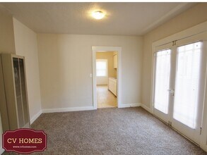 980 N Broadway St in Fresno, CA - Building Photo - Building Photo