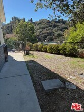 9736 Tujunga Canyon Pl in Los Angeles, CA - Building Photo - Building Photo