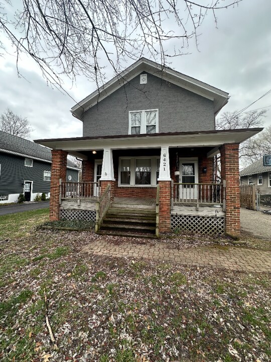 6421 Glade Ave in Cincinnati, OH - Building Photo