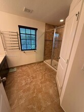 472 NE 194th Terrace in Miami, FL - Building Photo - Building Photo