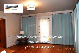 105 W Euclid Ave in Stockton, CA - Building Photo - Building Photo