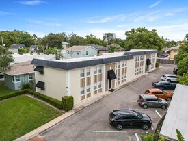 317 E Amelia St in Orlando, FL - Building Photo