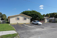 281 NW 40th St in Oakland Park, FL - Foto de edificio - Building Photo