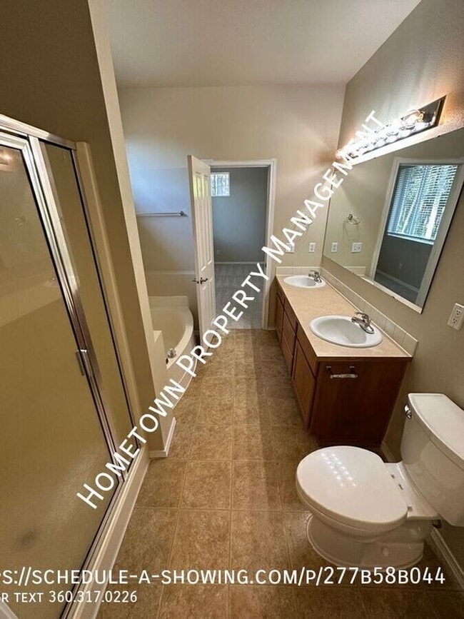 3805 Lanyard Dr NE in Lacey, WA - Building Photo - Building Photo
