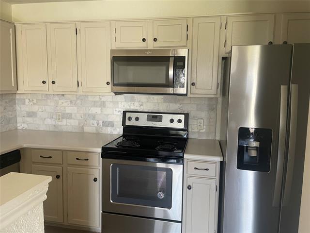 6108 Abrams Rd in Dallas, TX - Building Photo - Building Photo