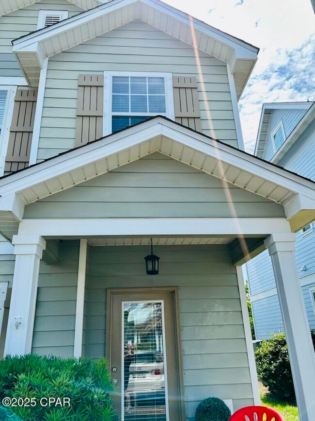 335 Madison Circle in Panama City Beach, FL - Building Photo - Building Photo