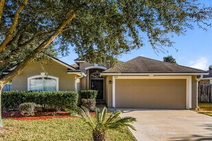 2653 Fernleaf Dr in Green Cove Springs, FL - Building Photo