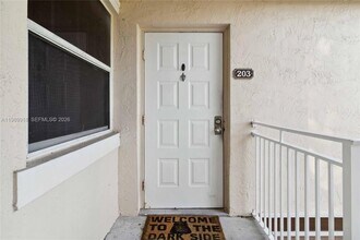 1250 SW 113th Terrace in Pembroke Pines, FL - Building Photo - Building Photo