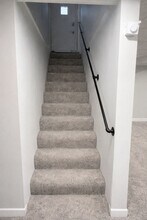 1065 Hiawatha Dr in Elgin, IL - Building Photo - Building Photo