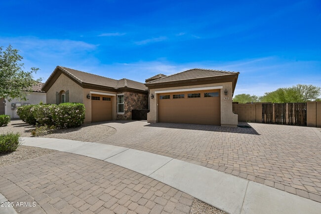7640 S 31st Pl in Phoenix, AZ - Building Photo - Building Photo