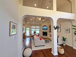 5000 Tiger Lily Way in Austin, TX - Foto de edificio - Building Photo