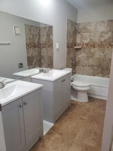 7437 Hazelcrest Dr in Hazelwood, MO - Building Photo - Building Photo