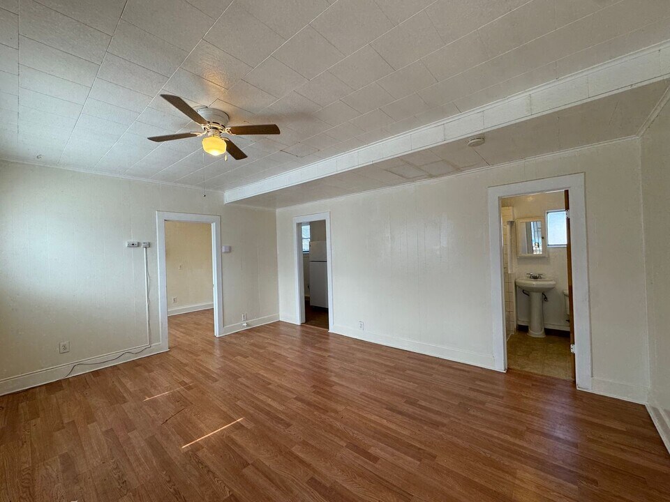 319 San Emidio St in Taft, CA - Building Photo