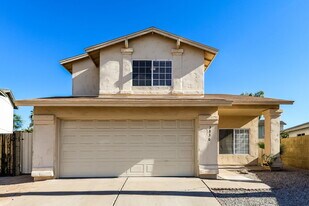 3836 W Camino Del Rio in Glendale, AZ - Building Photo