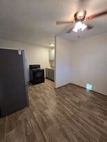 624 E Roosevelt Ave in Buckeye, AZ - Building Photo