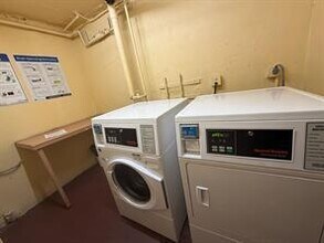 8465 Sunrise Lakes Blvd in Sunrise, FL - Building Photo - Building Photo