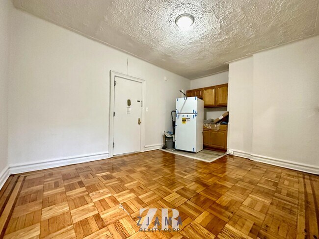 160 Fenimore St in Brooklyn, NY - Building Photo - Building Photo
