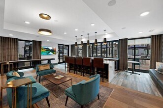 5220 Eden Ave, Unit Building #11314-11314C in Edina, MN - Building Photo - Building Photo