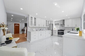 2754 Natta Blvd in Bellmore, NY - Building Photo - Building Photo