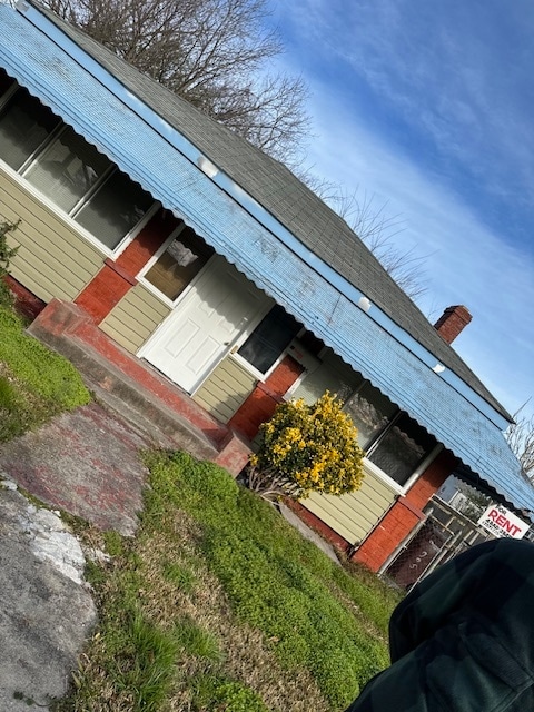 property at 905 Butt St