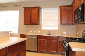 3643 Rocky Ledge Ln in Katy, TX - Foto de edificio - Building Photo
