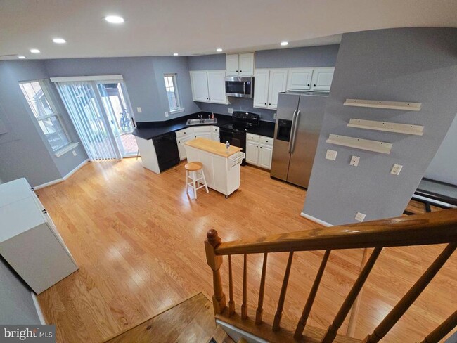 property at 43036 Demerrit St