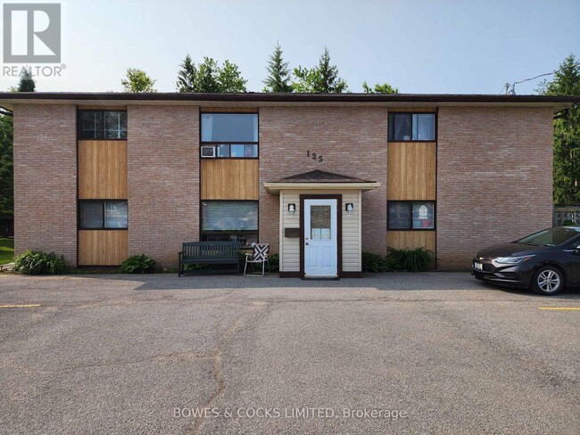 property at 125-125 Mary St W