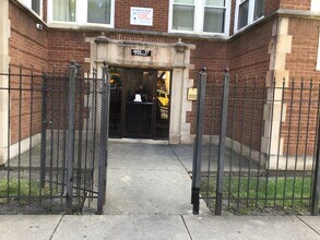 4955 W Washington Blvd in Chicago, IL - Building Photo - Building Photo