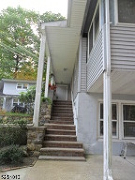 503 River Styx Rd in Hopatcong, NJ - Building Photo - Building Photo