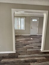 26546 Palmer St in Madison Heights, MI - Building Photo - Building Photo