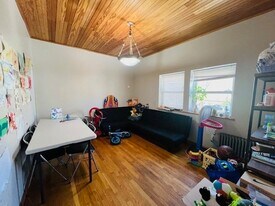 9 Rice St, Unit 3 in Brookline, MA - Building Photo