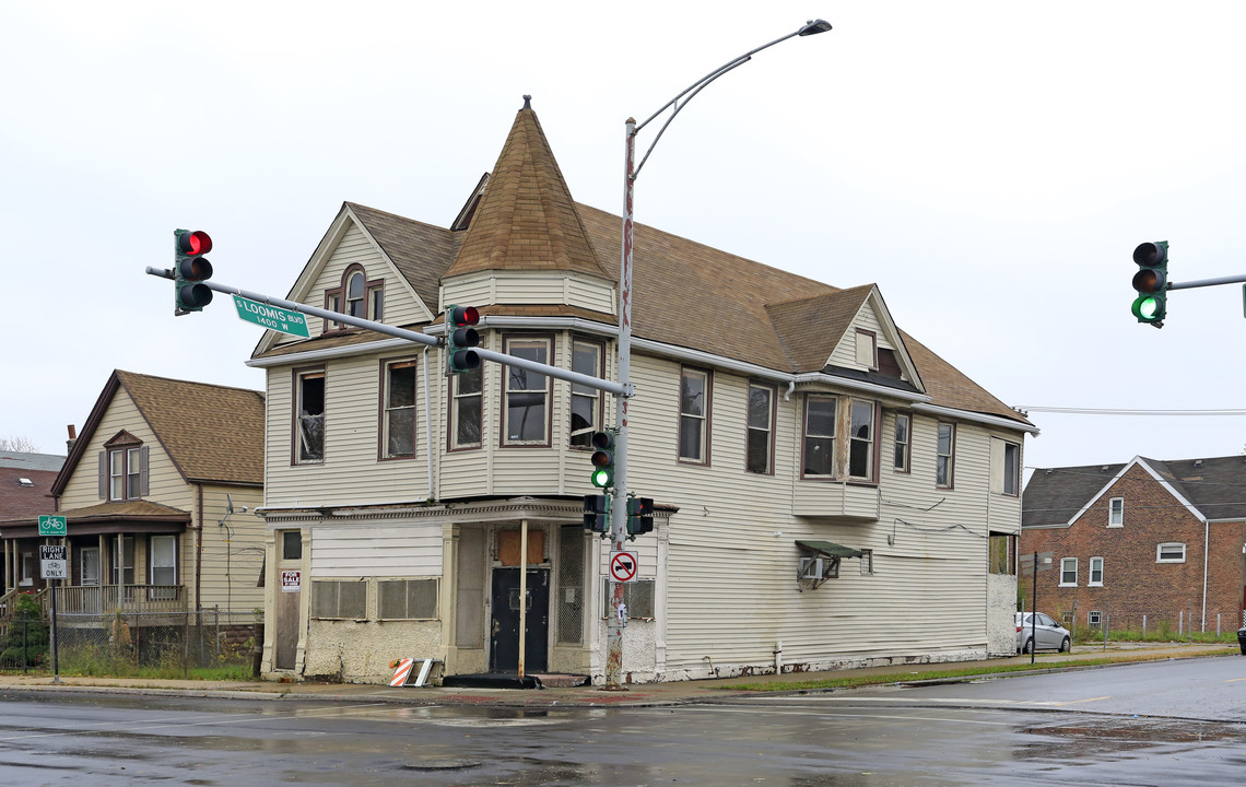 1359 W Marquette Rd in Chicago, IL - Building Photo