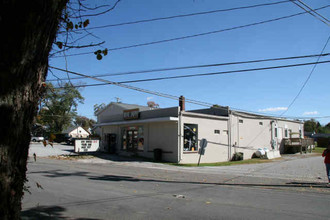 Old Mill Townhouses in Lynchburg, OH - Building Photo - Building Photo