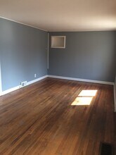 1204 W Springfield Ave in Champaign, IL - Building Photo - Building Photo