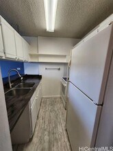 98-450-450 Koauka Loop in Aiea, HI - Building Photo - Building Photo