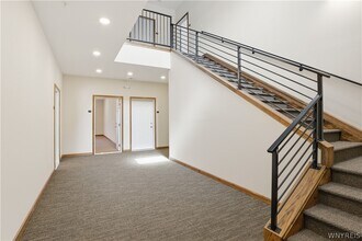 1130 Orchard Park Rd in West Seneca, NY - Foto de edificio - Building Photo