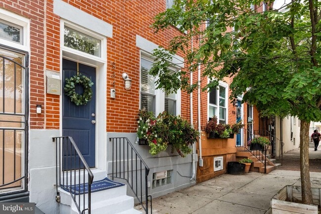property at 934 N 30th St