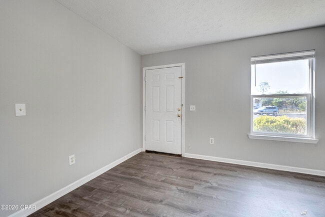 3720 Burnham Way in Panama City, FL - Building Photo - Building Photo