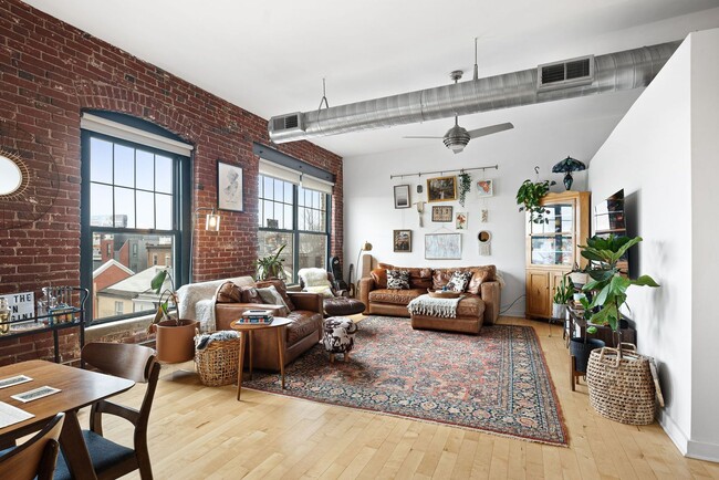 property at 1125 E Columbia Ave