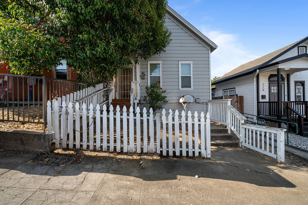 723 Florida St in Vallejo, CA - Building Photo